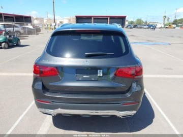 Mercedes GLC C253 2021 Mercedes-Benz GLC 300 2021 2.0l 2.0 Benzyna 255KM, zdjęcie 4