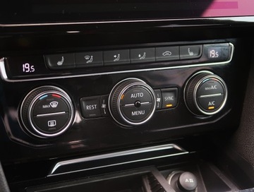 Volkswagen Arteon Fastback 2.0 TDI 190KM 2017 VW Arteon 2.0 TDI, Salon Polska, Serwis ASO, zdjęcie 16