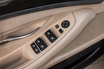 BMW Seria 5 F10-F11 Limuzyna 550i 407KM 2011 BMW F10 550i 4.4 v8 407PS Mpakiet Prywatna z Niemiec 5 lat w PL Polecam!, zdjęcie 9