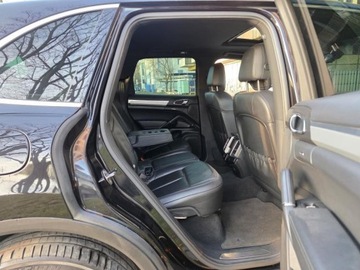 Porsche Cayenne I 3.0D Tiptronic S 240KM 2010 PORSCHE CAYENNE V6 3.0l diesel 239KM*Serwis, doinwestowany * Dokumentacja, zdjęcie 32