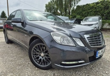 Mercedes Klasa E W212 Limuzyna 200 CDI BlueEFFICIENCY 136KM 2011 Mercedes-Benz Klasa E Zadbany Super stanNavi 2.1 Diesel 136KM, zdjęcie 4