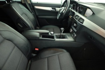 Mercedes Klasa C W204 Kombi T204 1.8 180 CGI BlueEFFICIENCY 156KM 2011 Mercedes C C 180, Salon Polska, Skóra, Xenon, zdjęcie 6
