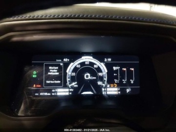 Toyota Tundra II 2022 Toyota Tundra 2022r., Platinum, od ubezpieczalni 3.4 Benzyna 389KM, zdjęcie 10