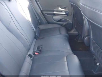 Mercedes GLA II 2021 Mercedes-Benz GLA 2021 r.,2,0L 4 MATIC 2.0 Benzyna 221KM, zdjęcie 10
