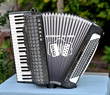 Hohner Atlantic IV Musette - 120 басов, 4 хора