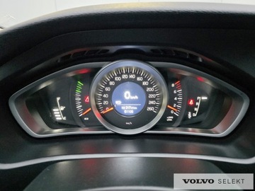Volvo V40 II Hatchback Facelifting 1.5 T3 152KM 2019 Volvo V40 PL salon Momentum T3 152KM Aut Klima Hak, zdjęcie 18