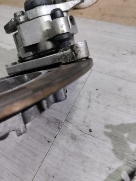 SUZUKI BURGMAN AN 400 K3 K5 СУППОРТ ЗАДНИЙ ДИСК