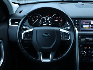 Land Rover Discovery Sport SUV 2.0 TD4 180KM 2017 Land Rover Discovery Sport TD4, Salon Polska, zdjęcie 17