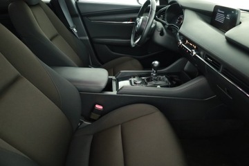 Mazda 3 IV Hatchback 2.0 Skyactiv-X 180KM 2020 Mazda 3 2.0 Skyactiv-X, Navi, Klima, Klimatronic, zdjęcie 8