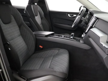 Volvo XC60 II 2022 Volvo XC60 B4, Salon Polska, Serwis ASO, 194 KM, zdjęcie 8