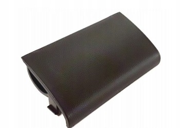 ПРОБКА ПОДЪЕМНОГО ПОРОГА PASSAT ПРАВАЯ 3B0853918