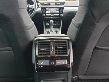 Skoda Superb III 2020 Skoda Superb iV 218KM Plug-in , Virtual Cocpit, TEMP.ADAPT, LED MATRIX, zdjęcie 7