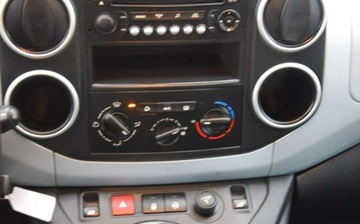 Citroen Berlingo II Van Long Facelifting 1.6 HDi 92KM 2013 Citroen Berlingo 1.6 HDI Klima Oryginal Lakier Hak 2 KPL Kol Sprowadzony, zdjęcie 21