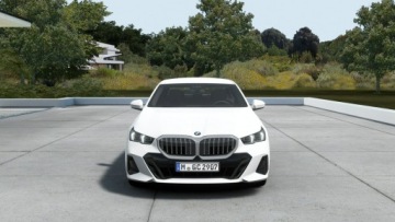 BMW Seria 5 G90-91 2026 BMW 520 Sedan - Edycja Bizens!, zdjęcie 2