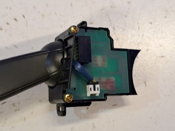 8691992 PŘEPÍNAČE STĚRAČE 2.0 D 100 2005 VOLVO S40 II (MS)