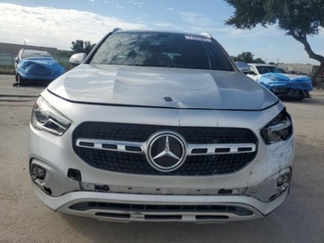 Mercedes GLA II 2021 Mercedes-Benz GLA 2021 MERCEDES-BENZ GLA 250 2.0 Benzyna 221KM, zdjęcie 4