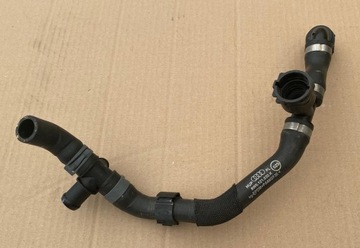 AUDI A4 B9 2,0 TDI WAZ PŘÍVOD VODNÍ 8W0121030K