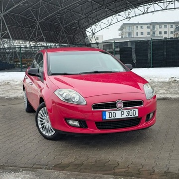 Fiat Bravo II Hatchback 5d Seria 2 1.4 16V 90KM 2013 Fiat Bravo 1.4 16V Dynamic, zdjęcie 4