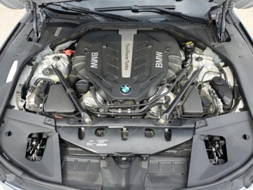 BMW Seria 7 F01 Sedan L Facelifting 750Li 450KM 2014 BMW Seria 7 750LXI, 2014, od ubezpieczalni 4.4 Benzyna 450KM, zdjęcie 10