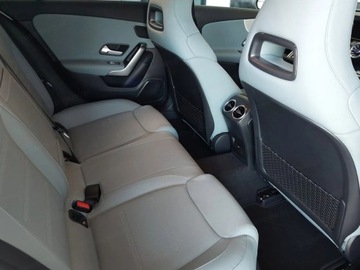 Mercedes Klasa A W177/V177 Hatchback Facelifting 1.3 200 163KM 2025 MERCEDES-BENZ A Klasa 200 AMG Line 1.3 (163KM) 2025, zdjęcie 7