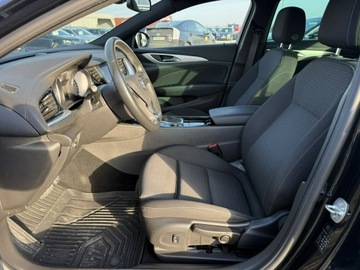 Opel Insignia II Grand Sport Facelifting 2.0 Diesel 174KM 2022 Opel Insignia 2.0 CDTi 174KM 2022r bogata wersja, zdjęcie 9