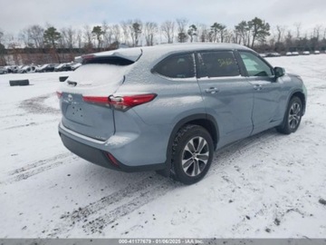 Toyota Highlander III 2022 Toyota Highlander 2022r., XLE, od ubezpieczalni 3.5 Benzyna 295KM, zdjęcie 6