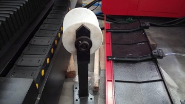 Станок лазерной резки труб, профилей и листов 2кВт 2000Вт