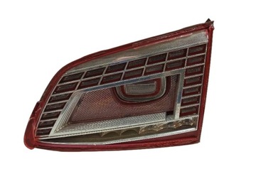 LAMPA TYŁ W KLAPĘ PRAWA LED KOMBI Volkswagen Passat VII (2010-2014) B7