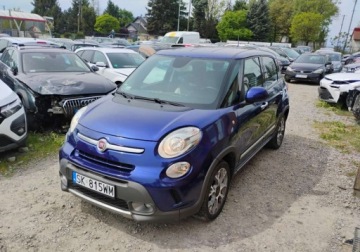 Fiat 500L Hatchback 5d Seria 4 1.4 T-Jet 120KM 2016 Fiat 500L 2016r, TREKKING, 1.4 Benzyna. Lekko uszkodzony bok. Jezdzi. 1.4, zdjęcie 1