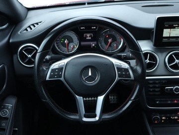 Mercedes CLA C117 Coupe 1.6 200 156KM 2014 Mercedes CLA 200, Salon Polska, Automat, Skóra, zdjęcie 16