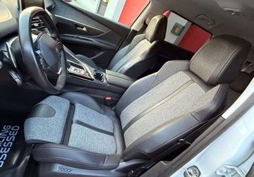 Peugeot 5008 II Crossover 1.6 THP 180KM 2019 Peugeot 5008 ALLRUE 1.6PT 180ps AutoMat8biegowy 7Foteli FullLed MartwePole, zdjęcie 23