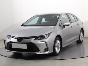 Toyota Corolla XII Sedan 1.5 VVT-i 125KM 2022 Toyota Corolla 1.5 VVT-i, Salon Polska, zdjęcie 1