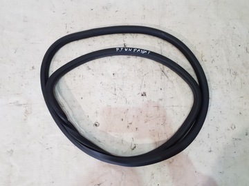 ПРОКЛАДКА ДВЕРИ ПРАВАЯ ЗАДНЯЯ VW PASSAT B6 EUR COMBI