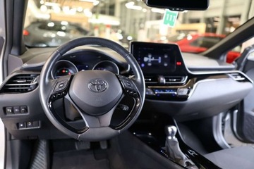 Toyota C-HR I Crossover Facelifting 1.8 Hybrid 122KM 2023 Toyota C-HR 1.8 Hybrid Style 1.8 Hybryda 122KM, zdjęcie 17
