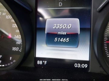 Mercedes GLC C253 2019 Mercedes-Benz GLC 2019 Mercedes-Benz GLC GLC 300 4MATIC SUV 2.0 Benzyna, zdjęcie 13