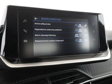 Peugeot 2008 II SUV 1.5 BlueHDi 110KM 2021 Peugeot 2008 navi klima auto czujniki parkowania, zdjęcie 25