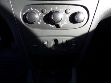 Dacia Logan II MCV 1.5 dCi FAP 90KM 2016 DACIA LOGAN MCV KOMBI, zdjęcie 13