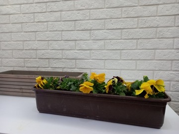 Деревянный вазон с рейками и вставкой 60 см.