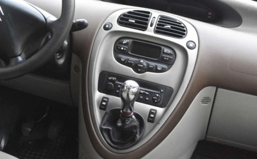 Citroen Xsara Picasso 1.6 i 16V 109KM 2006 Citroen Xsara Picasso Citroen Xsara Picasso 1.6 Exclusive 1.6 Benzyna, zdjęcie 9