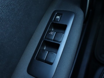 Nissan Qashqai I Crossover 1.6 dCi DPF 130KM 2011 Nissan Qashqai 1.6 dCi, Navi, Klima, Klimatronic, zdjęcie 19