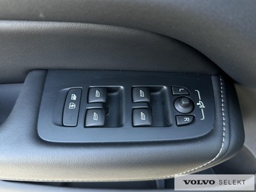 Volvo XC60 II 2024 Volvo XC 60 XC60 B5 B AWD Ultra Black Edition aut,, zdjęcie 18
