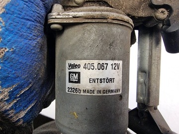 MECHANIZMUS STĚRAČE PŘEDNÍ 13182340 OPEL CORSA D