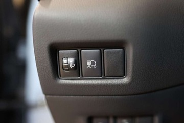 Toyota C-HR I Crossover Facelifting 2.0 Hybrid Dynamic Force 184KM 2023 Toyota C-HR 2.0 Hybrid Style 2.0 Hybryda 184KM, zdjęcie 27