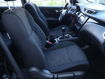 Nissan Qashqai II Crossover 1.2 DIG-T 115KM 2016 Nissan Qashqai 1.2 DIG-T, Navi, Klima, zdjęcie 8