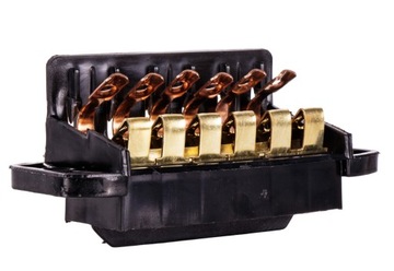 БЛОК ПРЕДОХРАНИТЕЛЕЙ C-330 C-360 C330 C360 MF