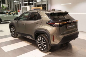 Toyota 2025 Toyota Yaris Cross Yaris Cross Hybrid 1.5 Style 1.5 Hybryda 130KM, zdjęcie 3