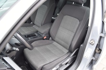 Volkswagen Passat B8 Variant Facelifting 2.0 TSI 190KM 2022 Volkswagen Passat SalonPL 2.0 TSI 190KM DSG Business NaviMatrixKeyLessKame, zdjęcie 27