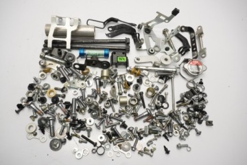 YAMAHA YZF-R6 RJ27 17-19 ŚRUBY ŚRUBKI