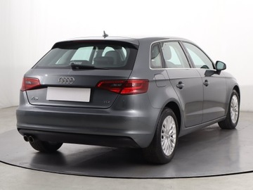 Audi A3 8V Hatchback 3d 2.0 TDI clean diesel 150KM 2016 Audi A3 2.0 TDI, Skóra, Navi, Xenon, Bi-Xenon, zdjęcie 4