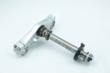 НИЖНЯЯ ПОЛКА SUZUKI DL 650 V-STROM 04-11